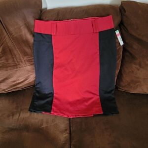 NWT, Size 14, red and black skirt